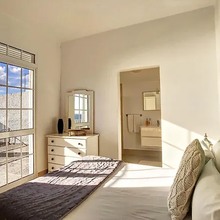 Naya House By Lovelystay Feriehus Paul do Mar (Madeira)