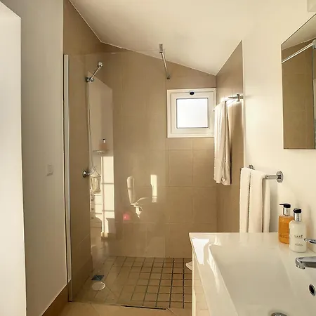 Naya House By Lovelystay Feriehus