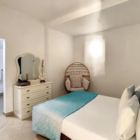 Feriehus Naya House By Lovelystay *