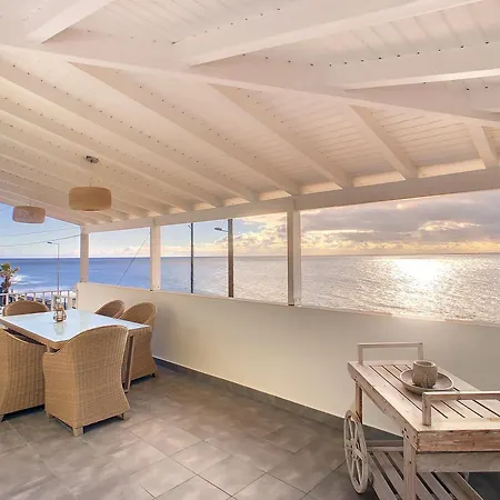 Feriehus Naya House By Lovelystay