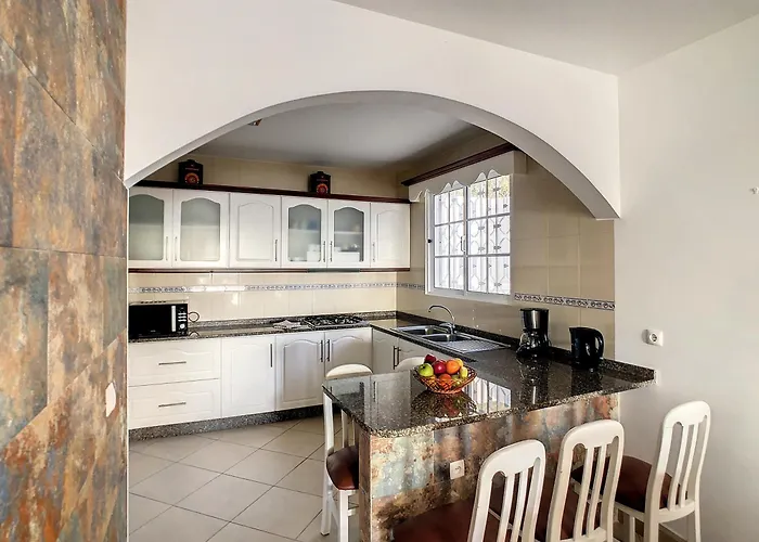 Naya House By Lovelystay * פול דו מאר