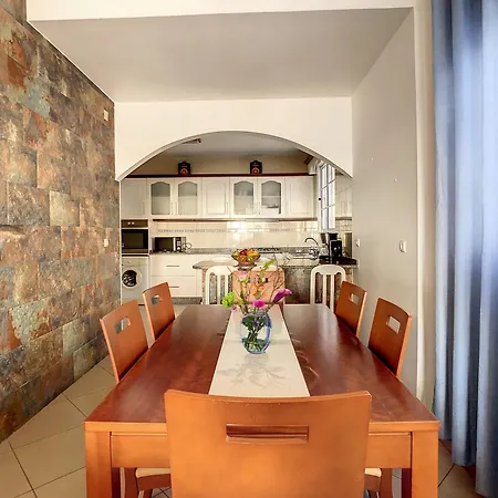 Naya House By Lovelystay * Паул-ду-Мар