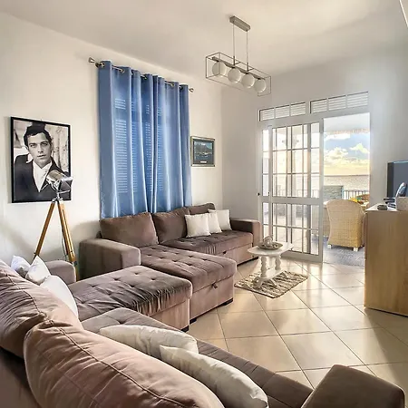 Сasa de vacaciones Naya House By Lovelystay *