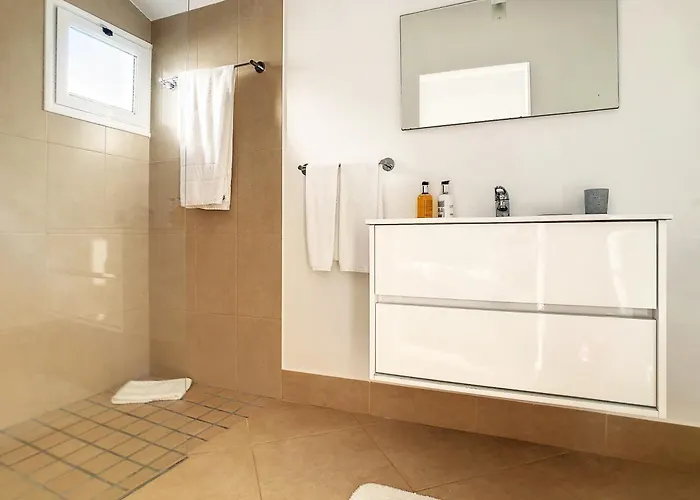 Naya House By Lovelystay Paul do Mar (Madeira)