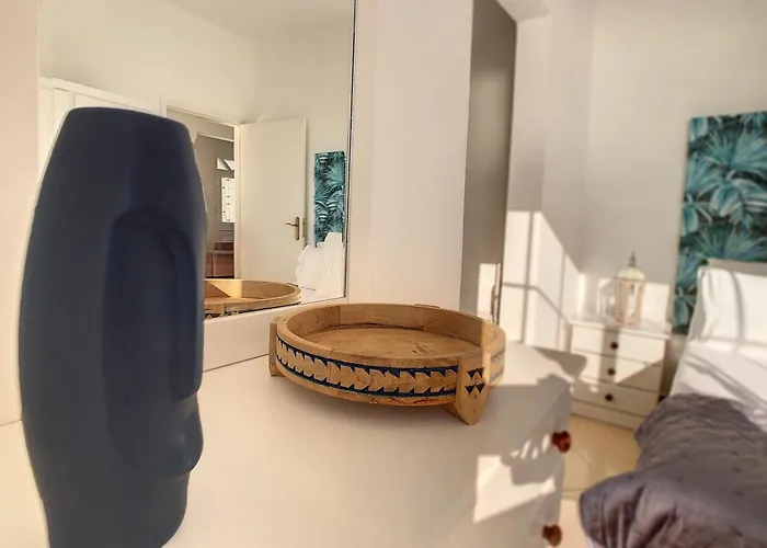 Naya House By Lovelystay بيت للعطل بول دو مار