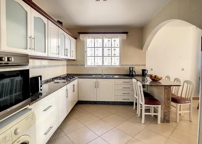 Naya House By Lovelystay Paul do Mar (Madeira)