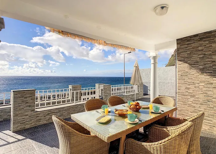 Naya House By Lovelystay *